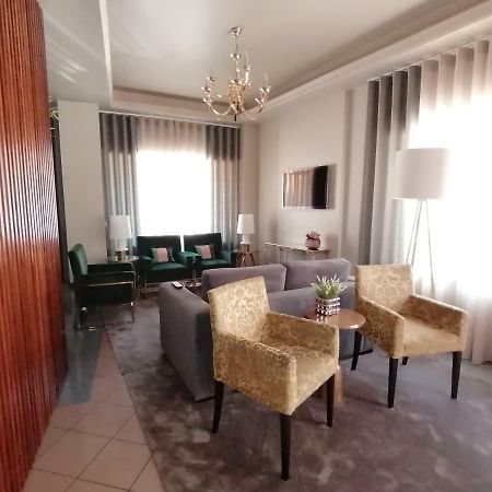ホテル Residencial Imperial ルゾ エクステリア 写真