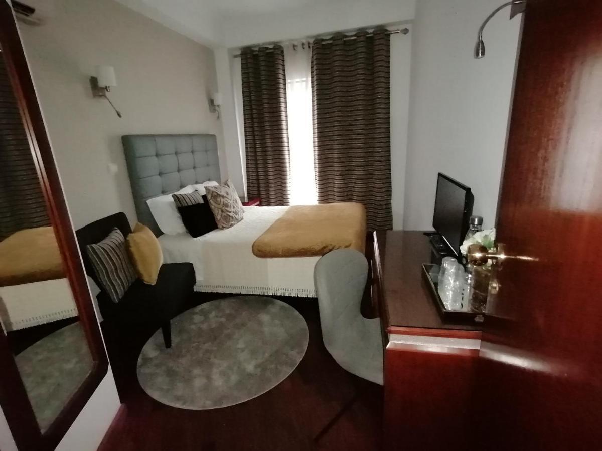 ホテル Residencial Imperial ルゾ エクステリア 写真